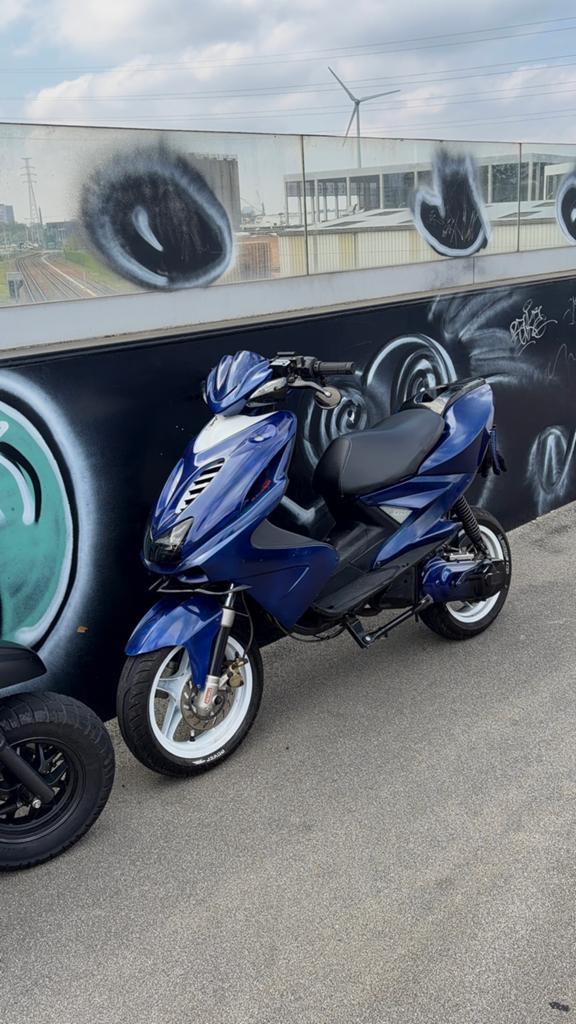 Yamaha aerox 2009, Fietsen en Brommers, Scooters | Yamaha, Zo goed als nieuw, Aerox, Ophalen