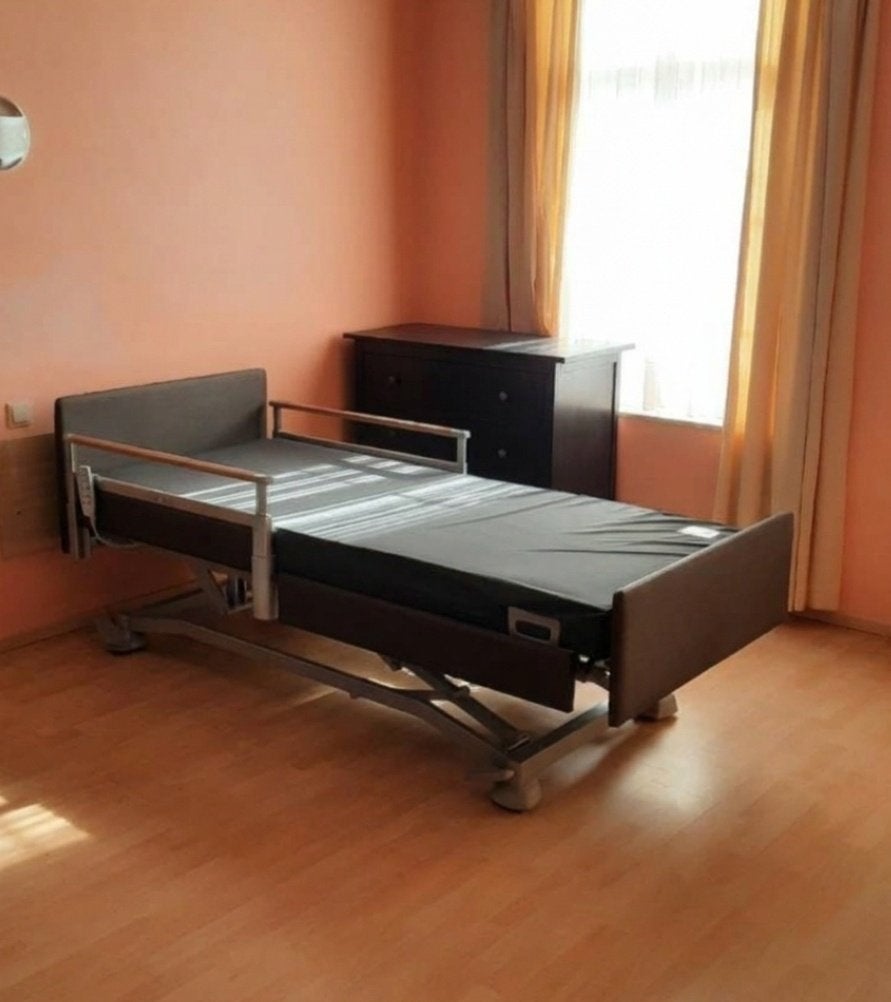Ziekenhuisbed + matras (Nieuw), Ophalen, Nieuw