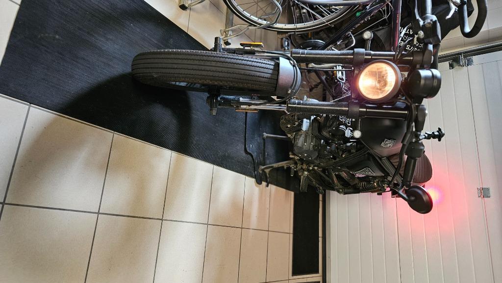 Archive cafe racer 50cc, Fietsen en Brommers, Ophalen, Archive, Klasse B (45 km/u), Zo goed als nieuw