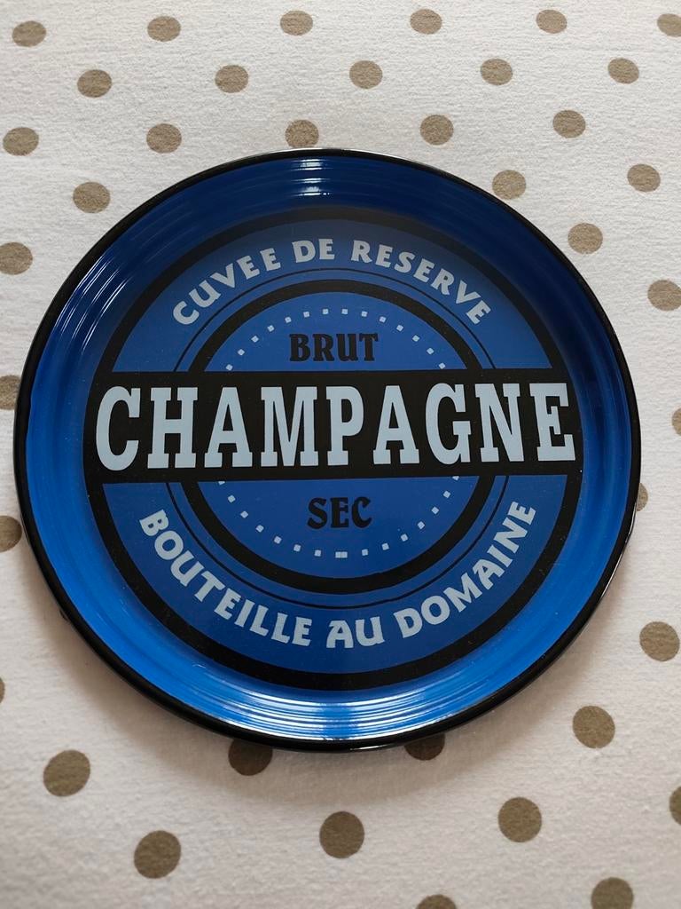 Plateau champagne, Enlèvement, Champagne