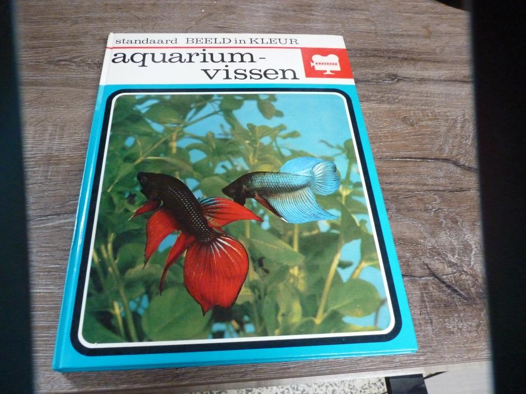 Aquariumvissen, Boeken, Dieren en Huisdieren, Ophalen of Verzenden, Gelezen, Vissen