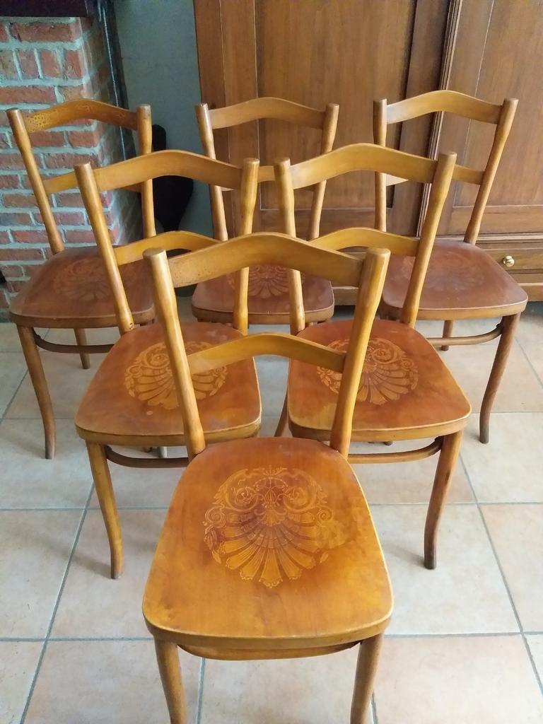 6 chaises de bistrot., Ophalen