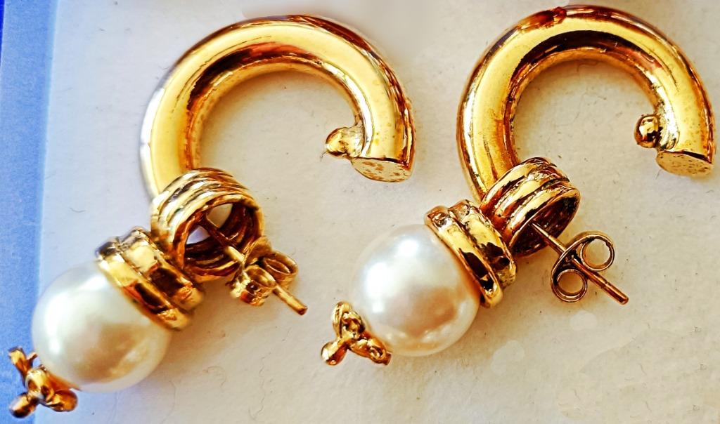 Boucles d'oreilles / créoles plaqué or  + 1 perle, 14 gr, Or, Neuf, Puces ou Clous, Jaune