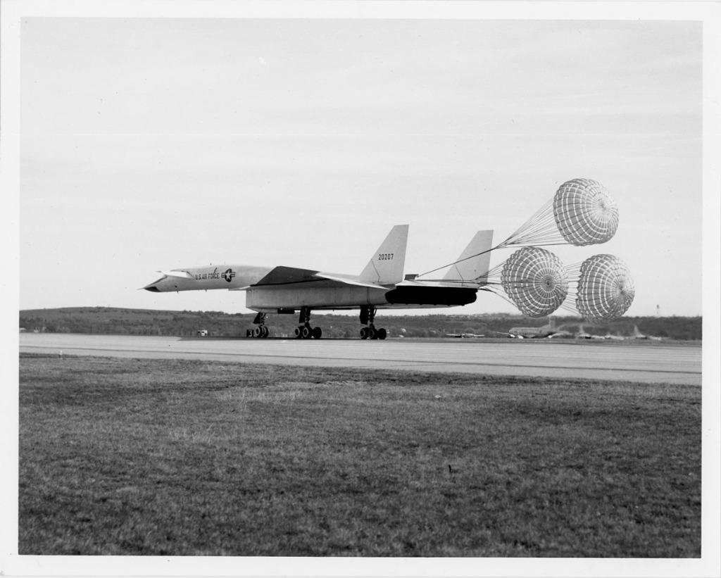 foto vliegtuig - North American XB-70 Valkyrie - USAF, Verzenden, Luchtmacht, Foto of Poster