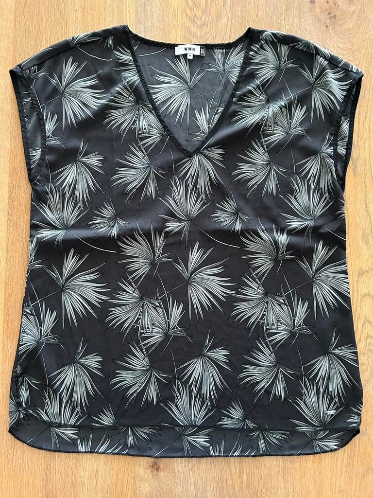 Donkergrijze blouse met print WMN CKS maat M, Kleding | Dames, Maat 38/40 (M), Ophalen of Verzenden, Zo goed als nieuw, CKS