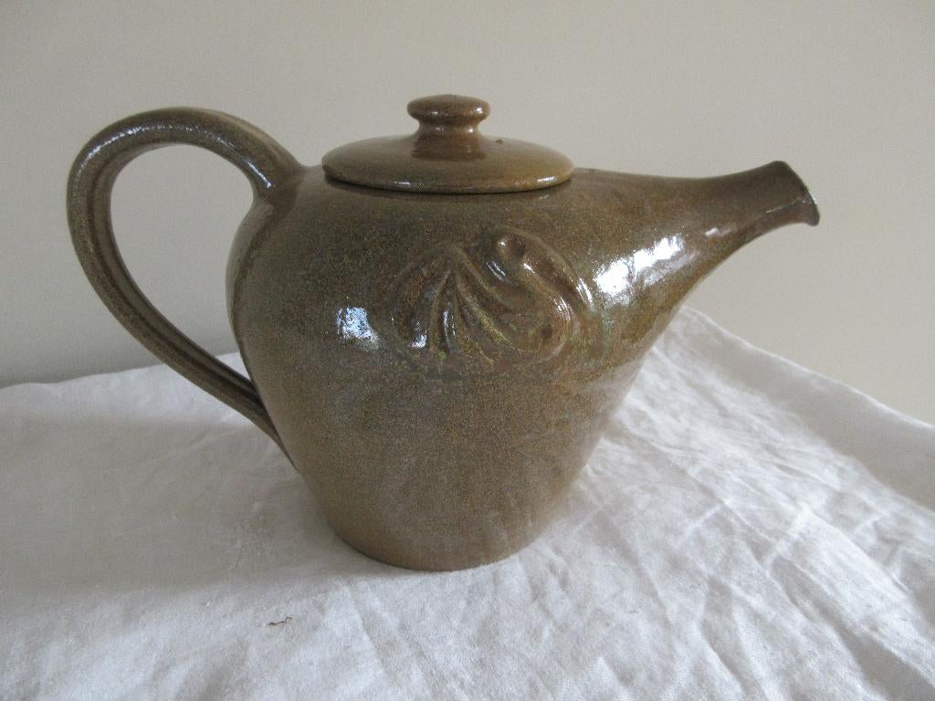 Prachtige pot koffiepot theepot in keramiek met pelikaan, Ophalen