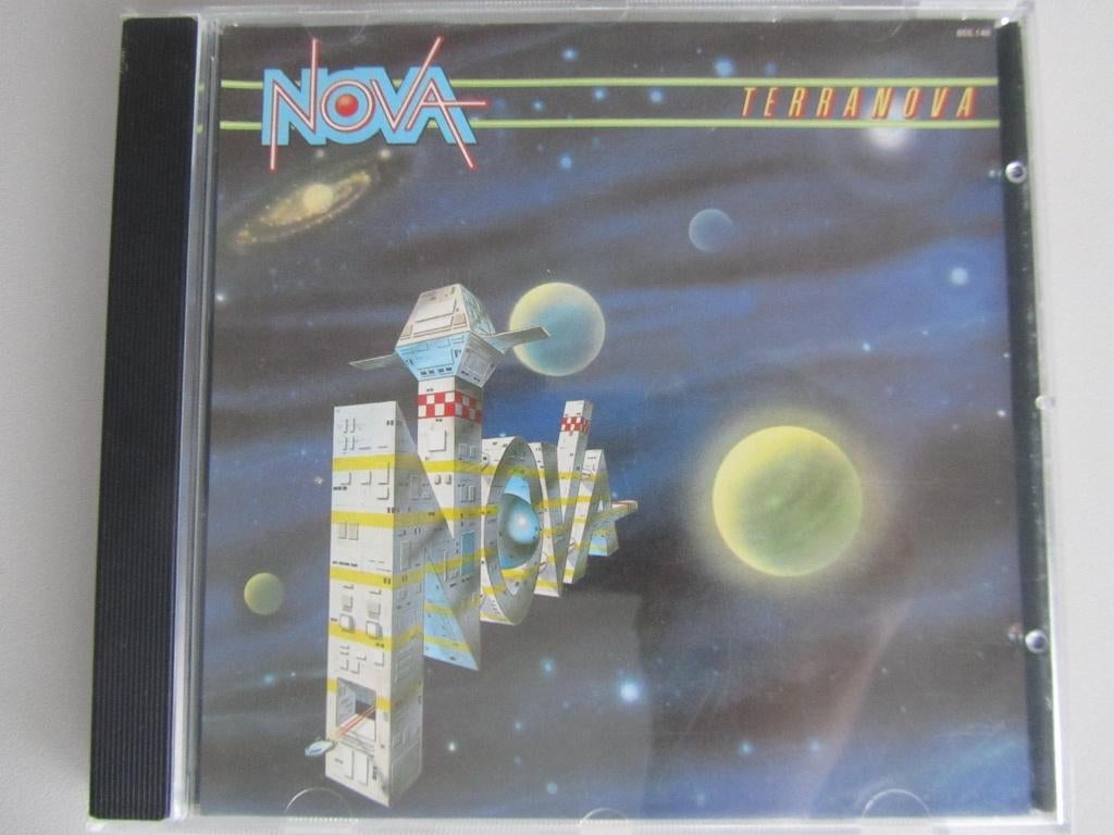 CD NOVA "TERRANOVA" (10 tracks incl. Aurora), Cd's en Dvd's, Cd's | Pop, Ophalen of Verzenden, Zo goed als nieuw
