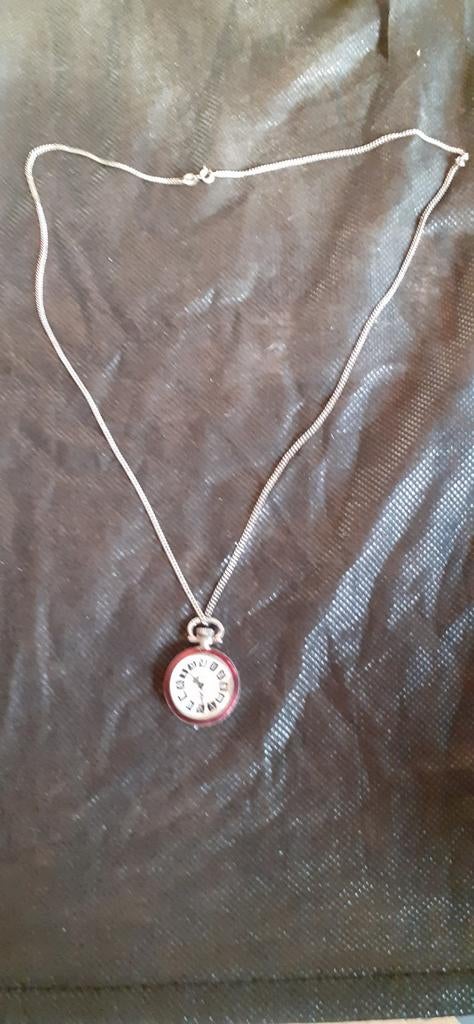 Montre pendentif femme avec chaîne, Enlèvement ou Envoi, Comme neuf