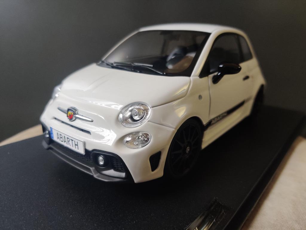Fiat F595 Abarth Solido 1:18 neuve, en boîte., Hobby & Loisirs créatifs, Voitures miniatures | 1:18, Enlèvement ou Envoi, Neuf