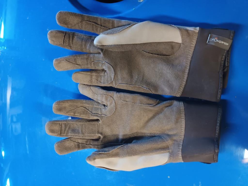 Handschoenen, Ophalen