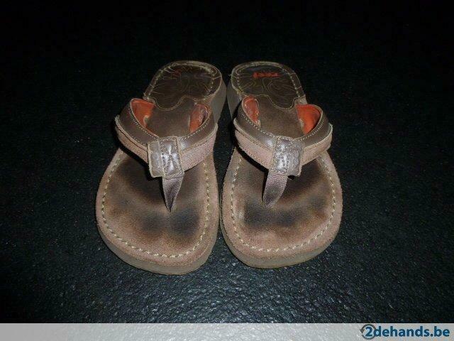Slippers van REEF , maat 37, Ophalen of Verzenden, Gedragen, Slippers
