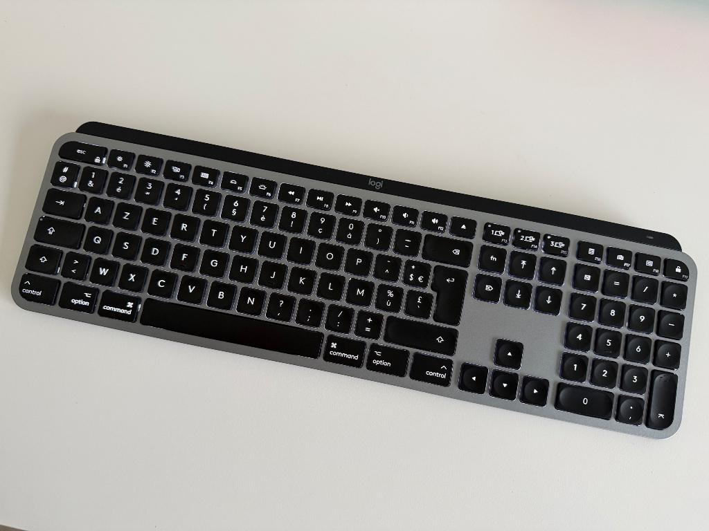Logitech MX Keys S Mac draadloos toetsenbord, Computers en Software, Gebruikt, Logitech, Azerty, Ophalen of Verzenden