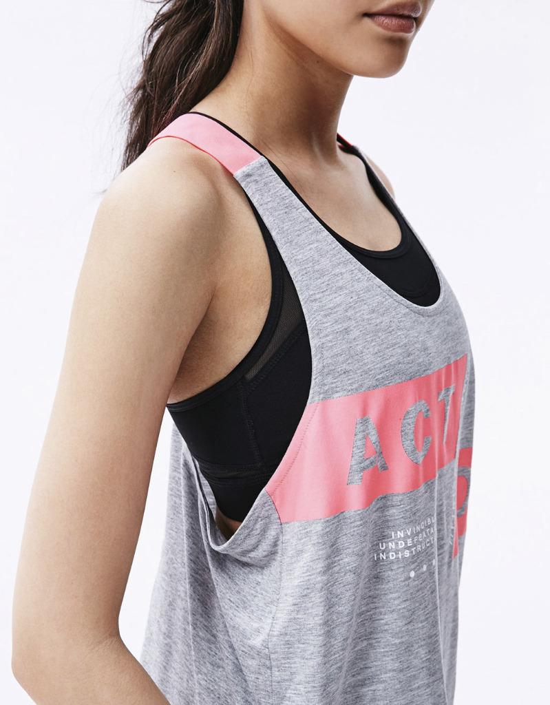Grijs - roze sporttop van Bershka - Maat XS, Kleding | Dames, Verzenden, Maat 34 (XS) of kleiner, Grijs