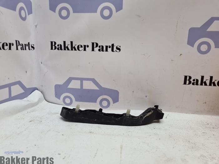 Support pare-chocs avant gauche d'un Hyundai I40, Autos : Pièces & Accessoires, -, -, 3 mois de garantie, Utilisé