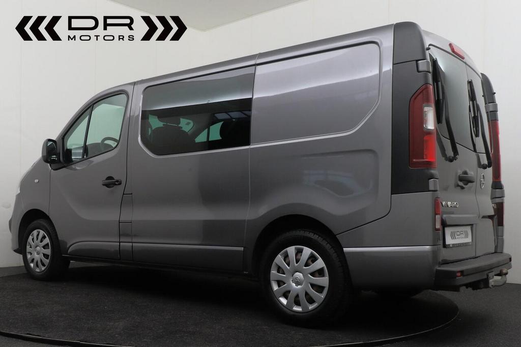 Opel Vivaro 1.6CDTI L1H1 - NAVI - DAB - LICHTE VRACHT 5 PLA, Auto's, 0 kg, Monovolume, Vivaro, 4 cilinders