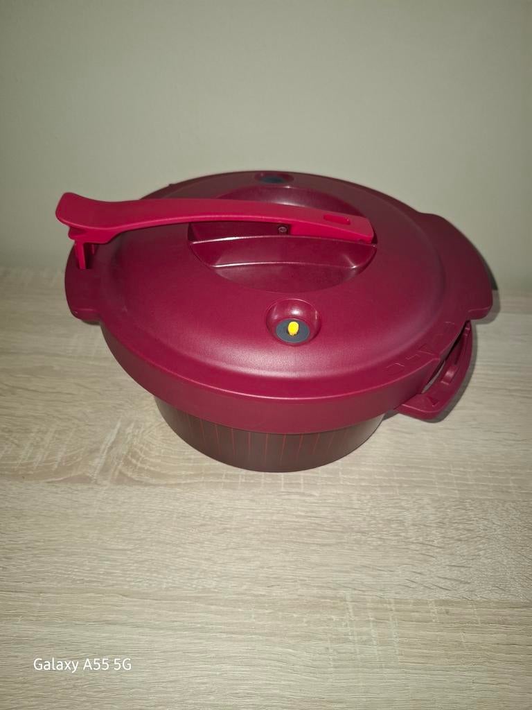 Micro minute Tupperware.  Utilisé, Enlèvement