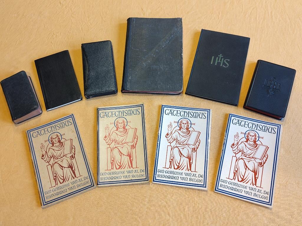 Livres de chants et de prières religieux et catéchisme de Ma, Enlèvement ou Envoi