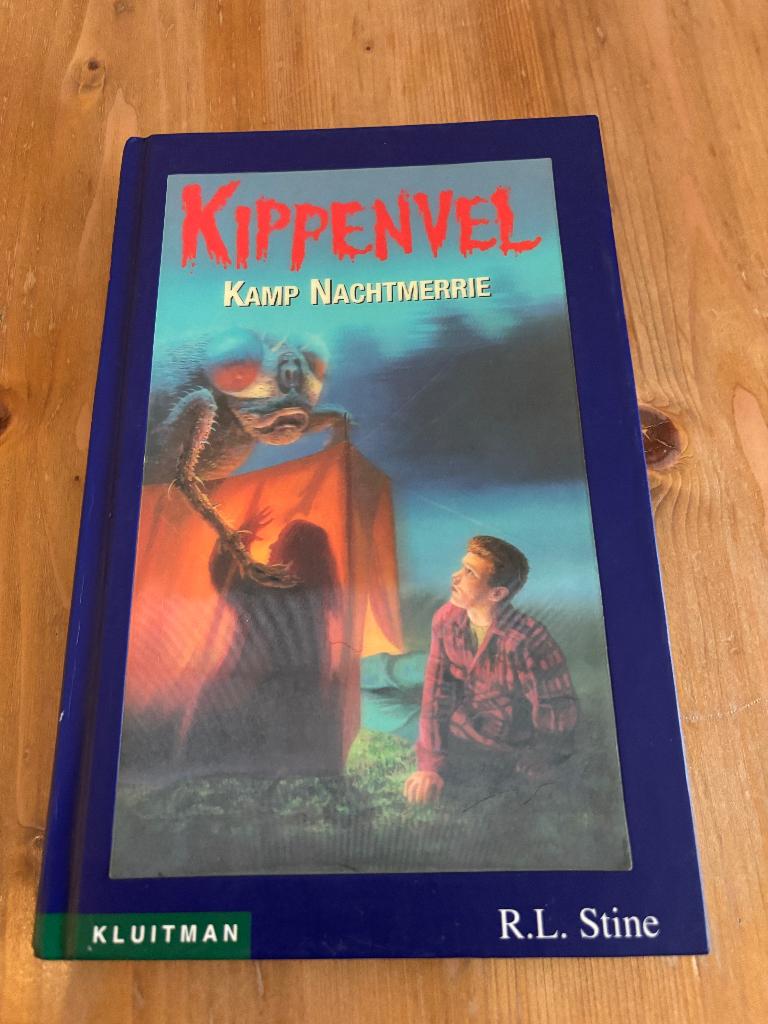 R.L. Stine : kippenvel Kamp nachtmerrie (10+) speciale kaft, Ophalen of Verzenden, Zo goed als nieuw, R.L. Stine