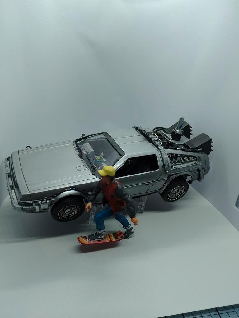 DeLorean en Back to the future figuur, Hobby en Vrije tijd, Ophalen of Verzenden