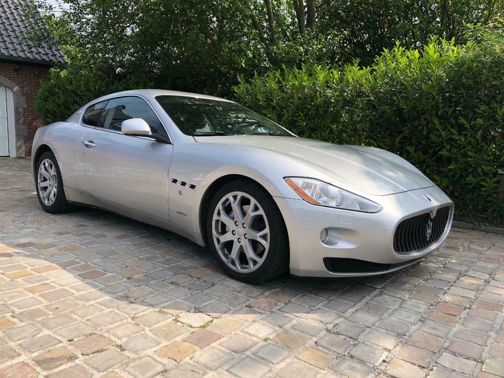 Maserati grand Turismo 2008 impecable, Auto's, Blauw, Bluetooth, Bedrijf, Blauw