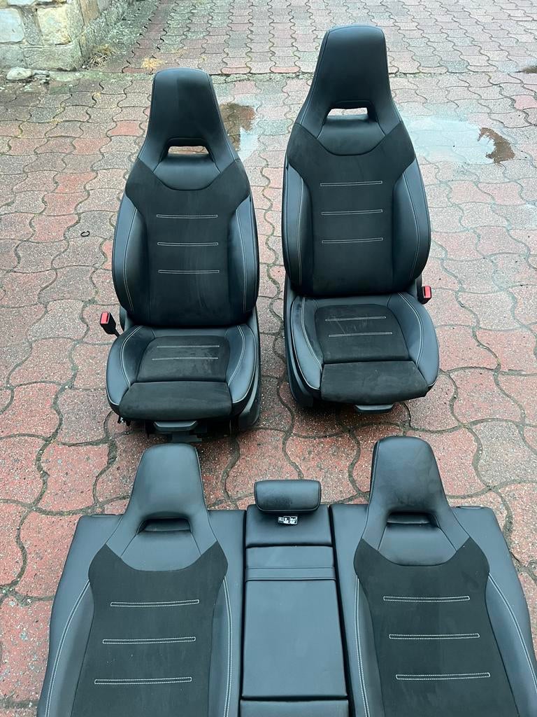 Intérieur complet class À amg 2021, Utilisé