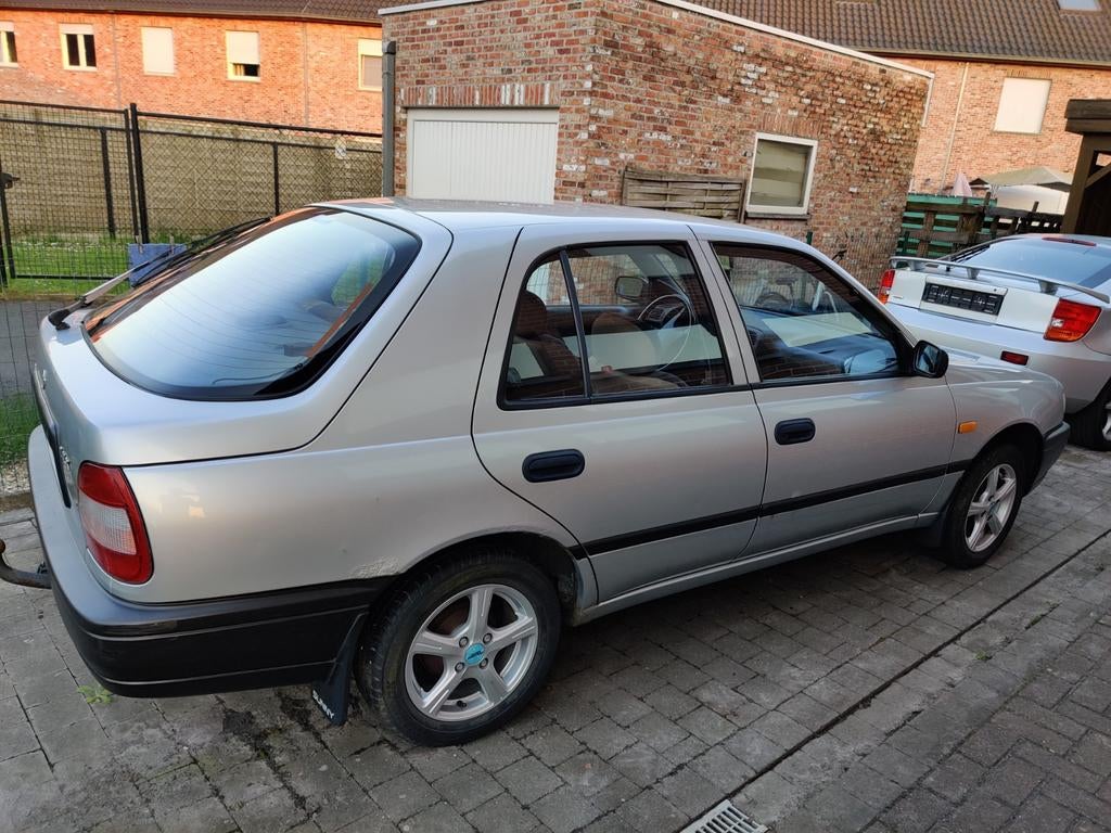 Nissan Sunny 1.4 LX, foto 3