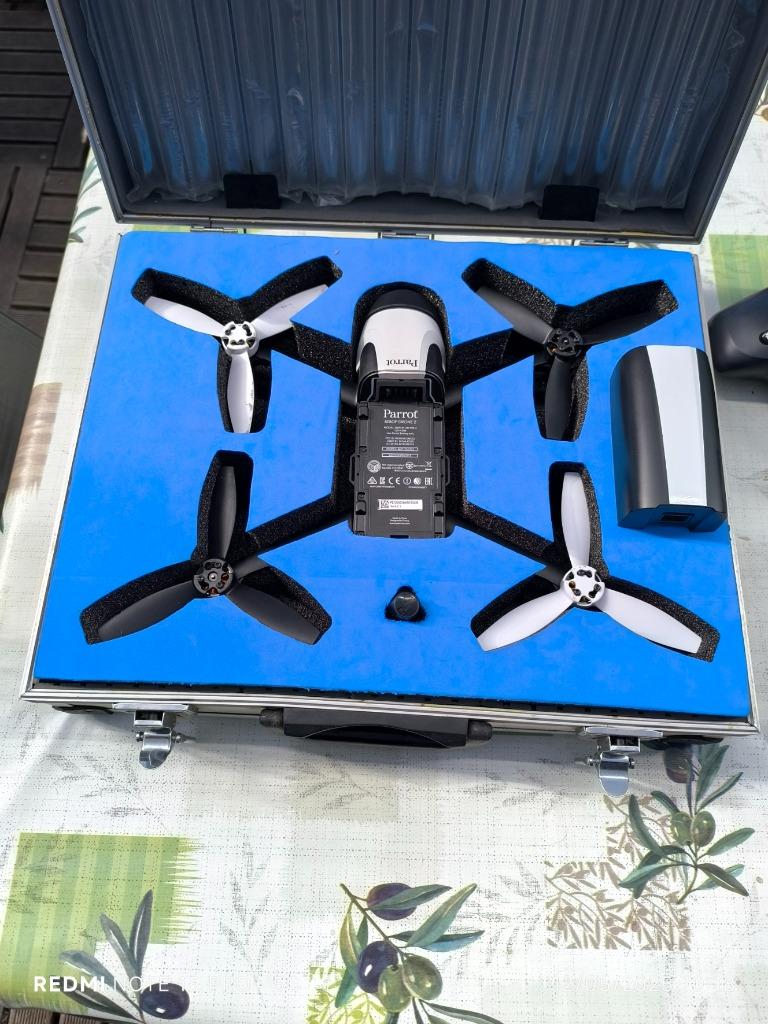drone parrot bebop2, Enlèvement, Comme neuf