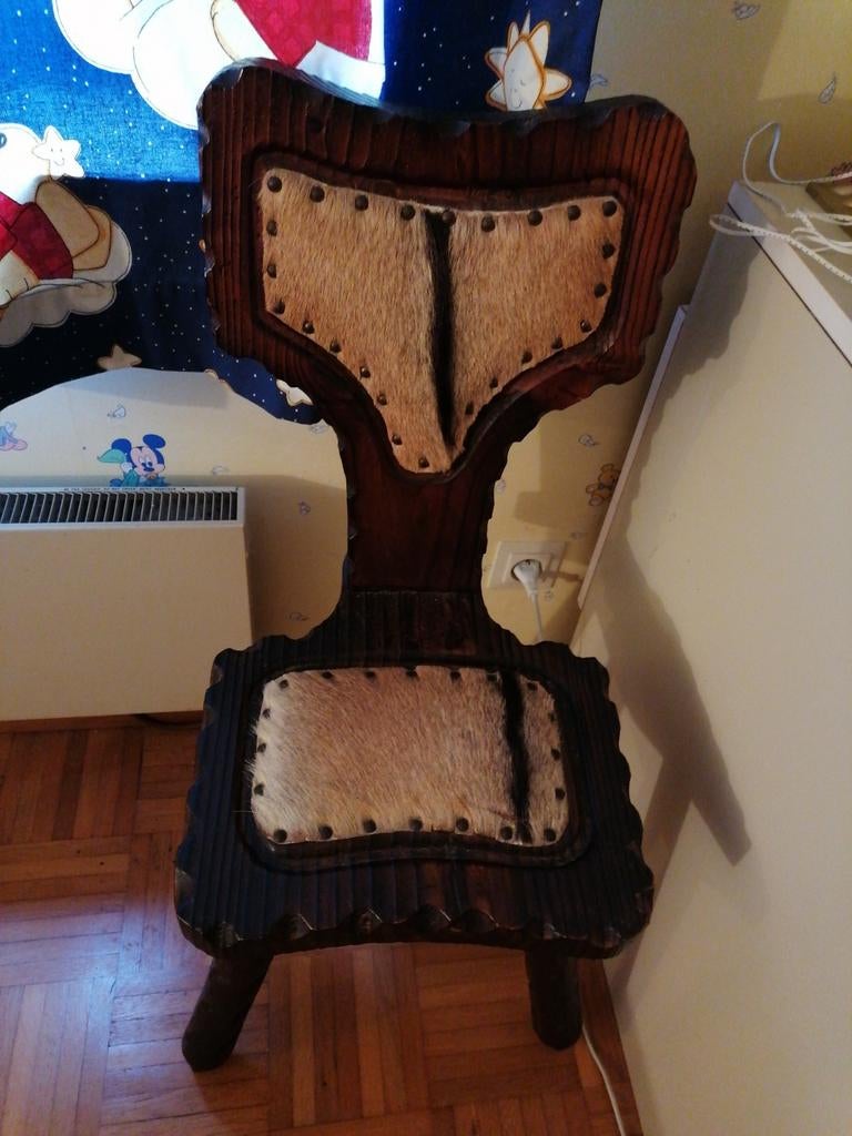 Chaise ancienne, Enlèvement