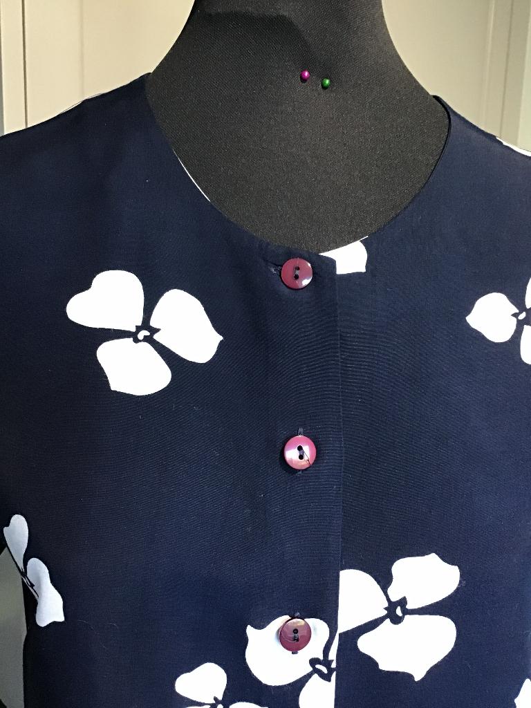 prachtig bloesje Alain Manoukian mt 38-40, Kleding | Dames, Maat 38/40 (M), Blauw, Alain manoukian, Ophalen of Verzenden