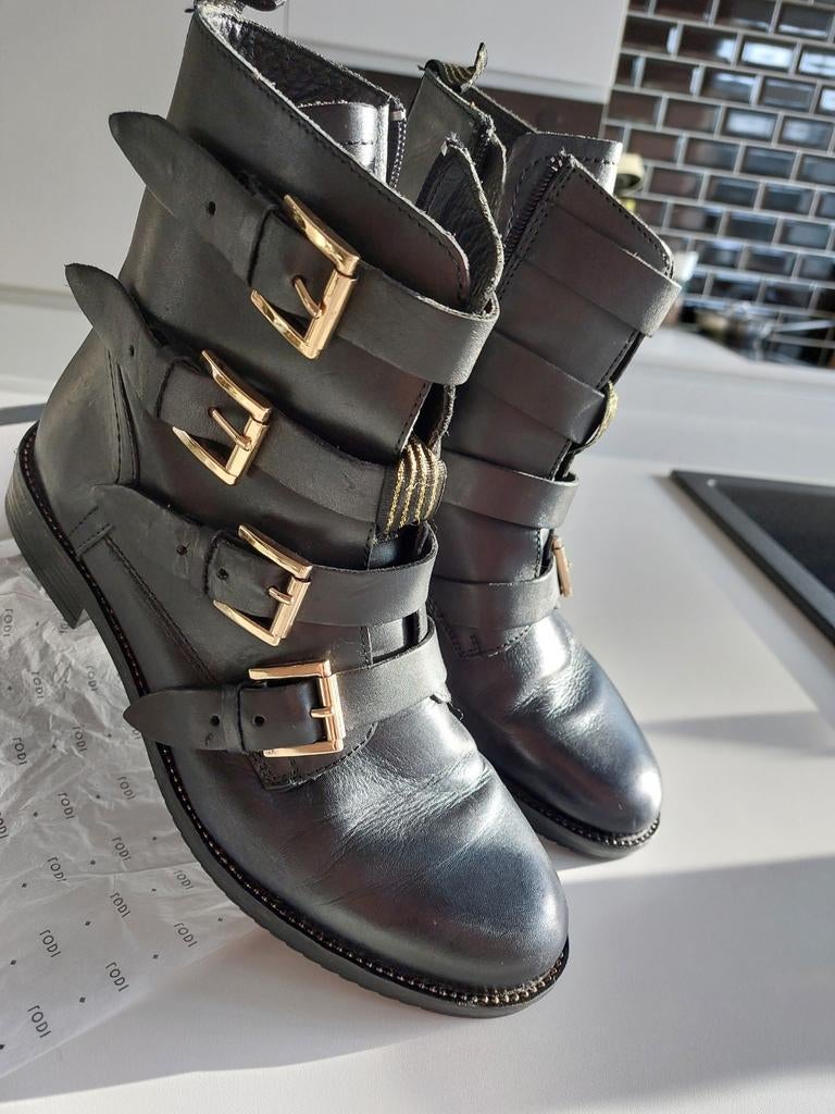 Lederen biker boots met gouden gesp - Cypres - maat 41, Zwart, Lage of Enkellaarzen, Cypres, Ophalen of Verzenden