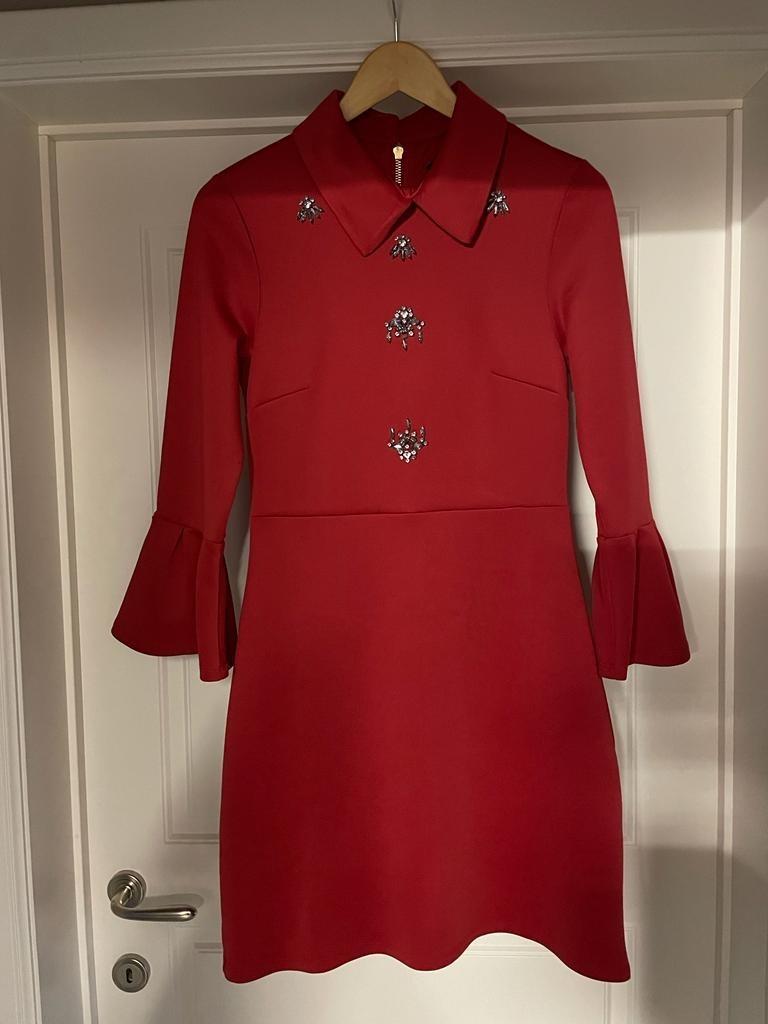 Magnifique robe rouge neuve K design XS, Enlèvement ou Envoi, Neuf, Rouge