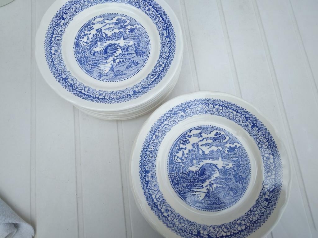 15 borden Ironstone tableware underglaze, Enlèvement