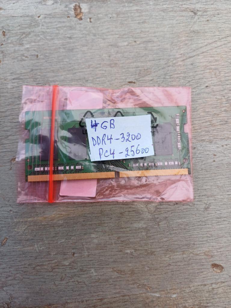 RAM geheugen laptop 4 GB DDR4-3200, Computers en Software, DDR4, Ophalen of Verzenden, Zo goed als nieuw, Laptop