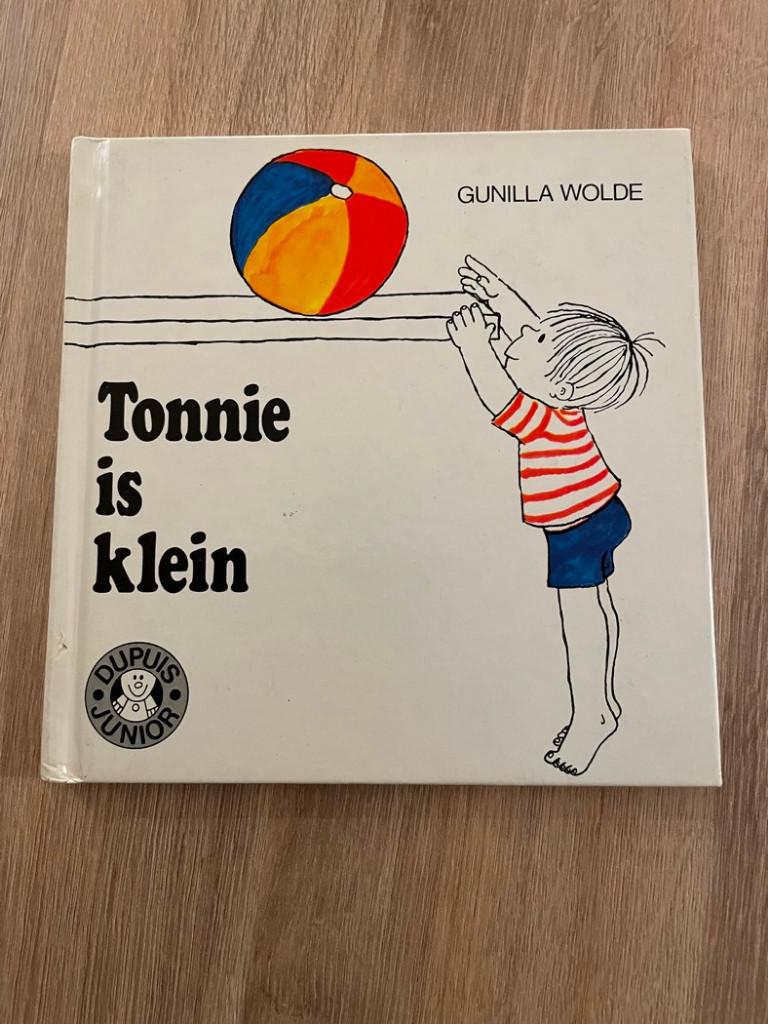 Tonnie is klein, Ophalen of Verzenden