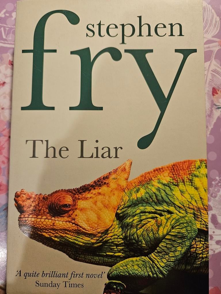 Stephen Fry - The Liar, Boeken, Ophalen of Verzenden, Nieuw, Stephen Fry