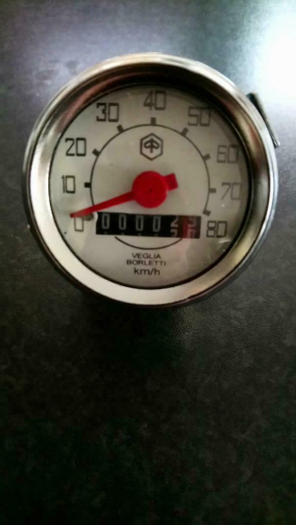 Nieuwe snelheidsmeter Vespa 50 r, L, N, Motoren, Onderdelen | Oldtimers, Ophalen of Verzenden, Nieuw