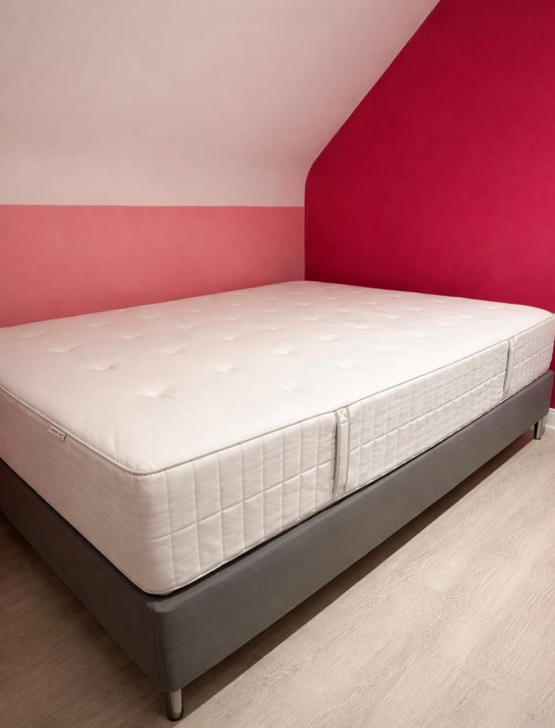 Lit 140x200cm – Matelas IKEA HOKKÅSEN + sommier ESPEVÄR, Ophalen, Tweepersoons, 140 cm, Zo goed als nieuw