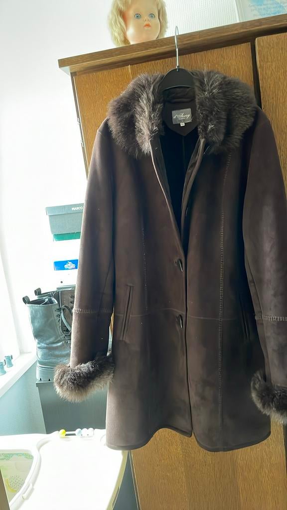 Retourner à un manteau 👍🏼 taille réelle 44 👍🏼, Enlèvement, Comme neuf, Taille 42/44 (L)