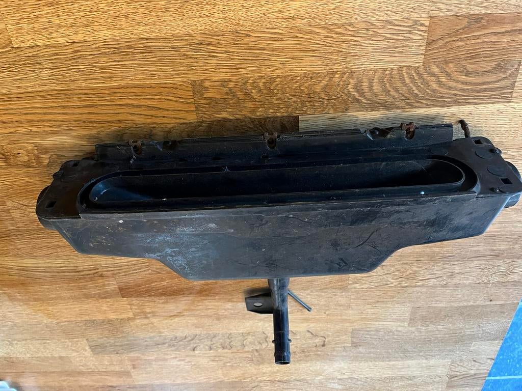 VW Cox / boitier chauffage / recuperateur eau, Volkswagen