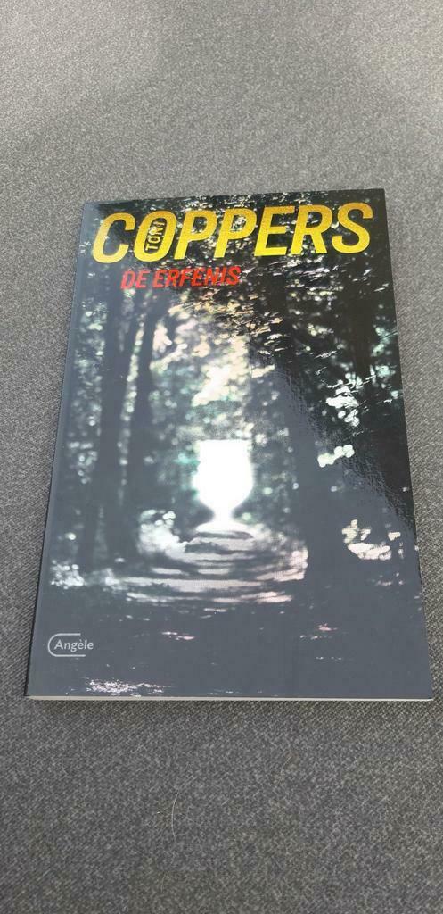 Boek De Erfenis van Toni Coppers, Boeken, Ophalen of Verzenden, Nieuw, Toni Coppers