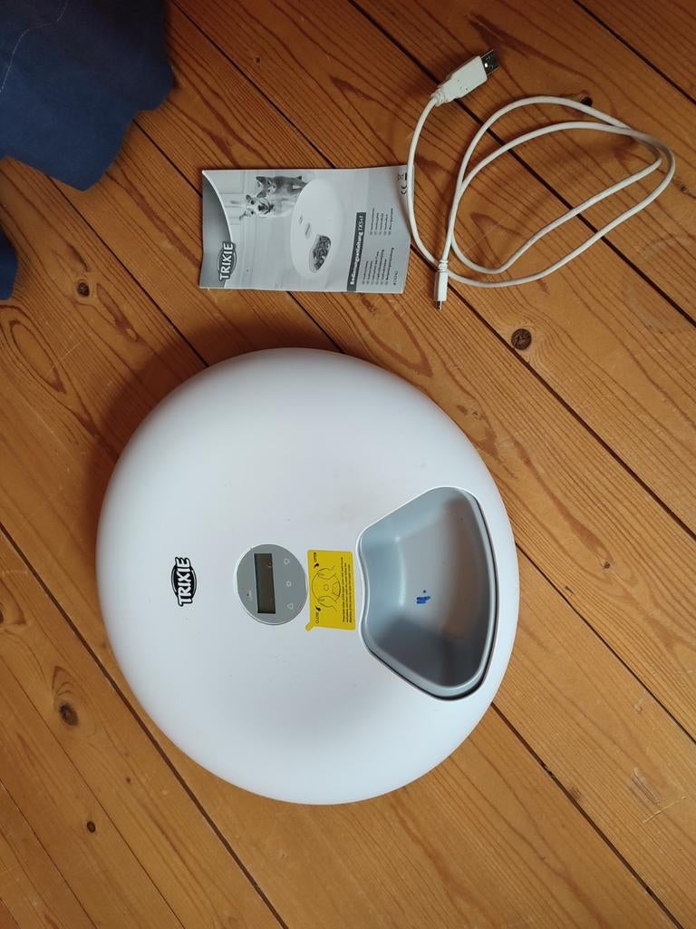 Distributeur automatique de nourriture pour animal, Animaux & Accessoires, Nourriture pour Animaux, Chat, Enlèvement