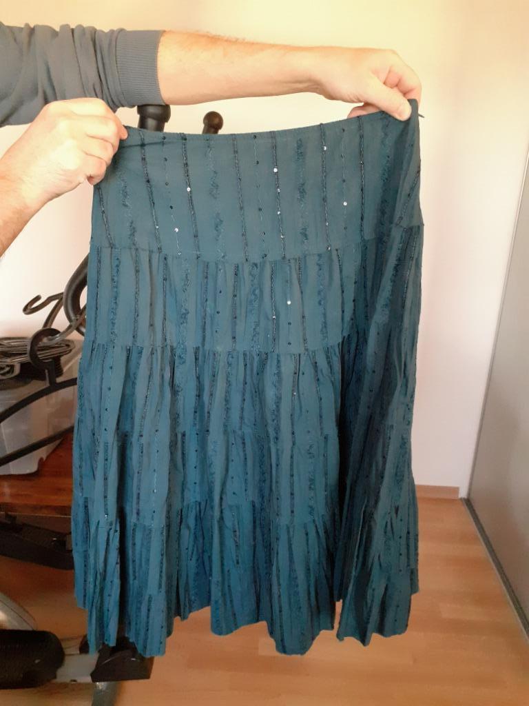 Rok Taille 2, Kleding | Dames, Rokken, Ophalen, Gedragen