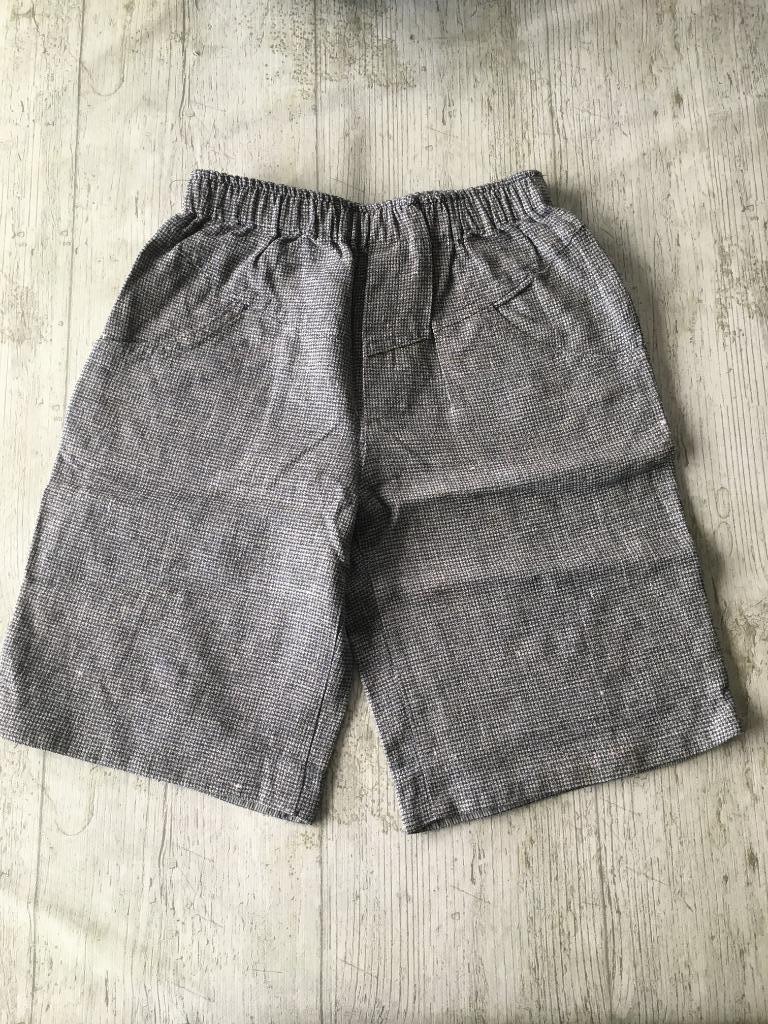 Short suitekledij 4 jaar, Enlèvement ou Envoi, Comme neuf, Garçon, Pantalon