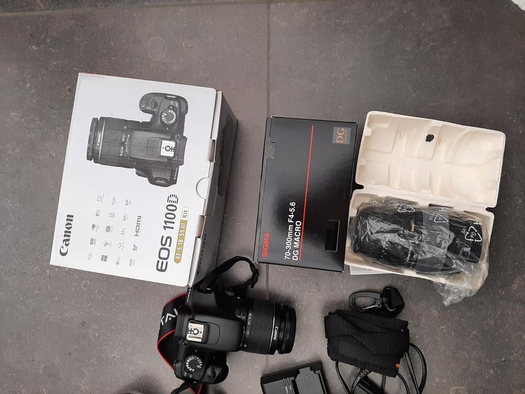 Canon fotocamera. Met tas en extra lens., Enlèvement ou Envoi