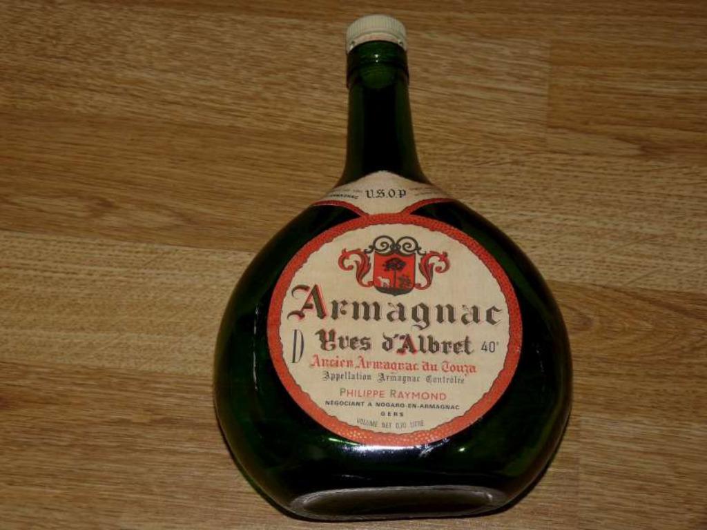 Oude fles Armagnac, Verzamelen, Ophalen of Verzenden, Gebruikt, Frankrijk, Overige typen