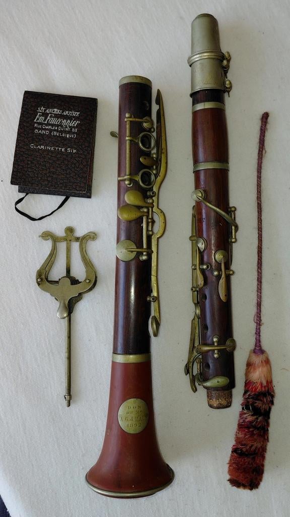Clarinette ancienne de C.Mahillon dans son étui, vers 1890, Enlèvement ou Envoi, Utilisé, Avec valise