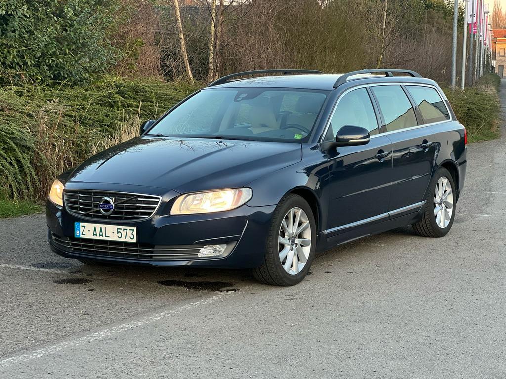 VOLVO V70 1.6 DIESEL AUTOMAT 164499, Auto's, Euro 5, 4 cilinders, https://public.car-pass.be/vhr/aa6cea54-a4fd-4b8d-9f73-acbfe85039b7