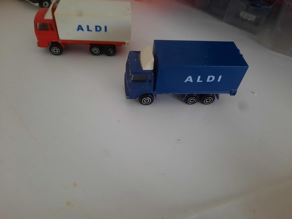 Camions Majorette Aldi 5 €/pièce, Enlèvement ou Envoi, Utilisé, Bus ou Camion