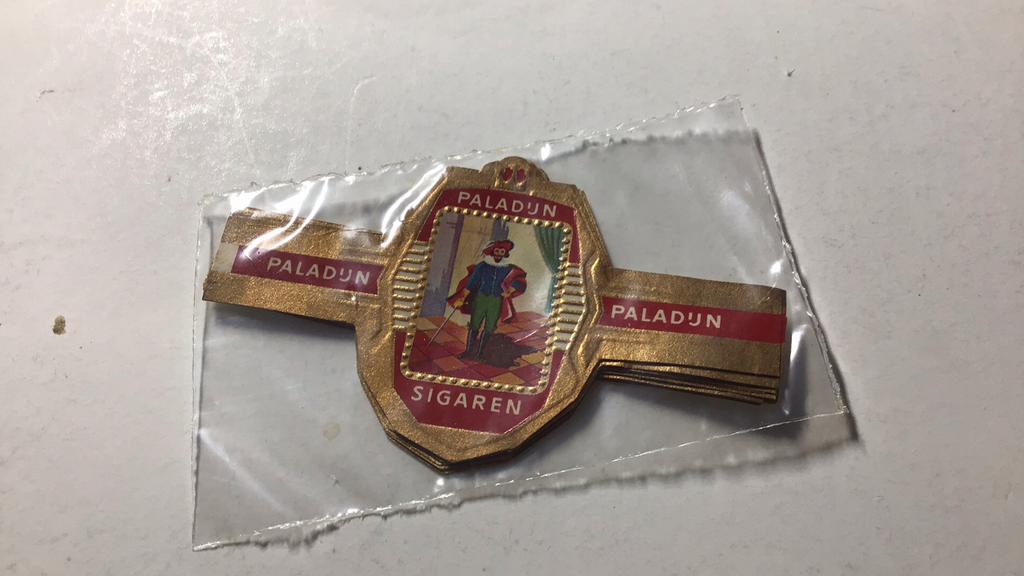 Sigarenbandjes paladijn, Enlèvement ou Envoi, Comme neuf, Bagues de cigare