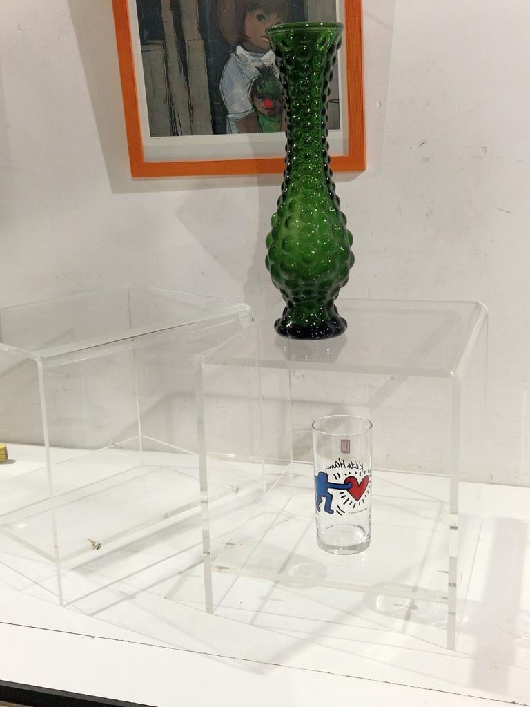 Vintage plexiglas bijzettafeltje - nachtkast , nog 1 beschik, Ophalen of Verzenden, Huis en Inrichting